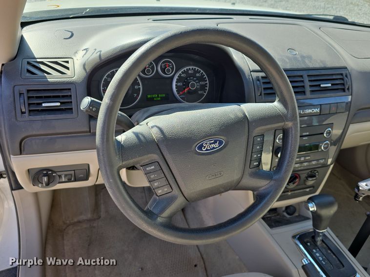 image for item DW3204 2008 Ford Fusion SE 