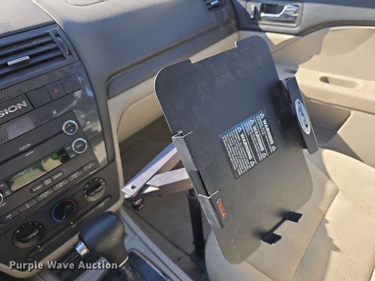 image for item DW3204 2008 Ford Fusion SE 