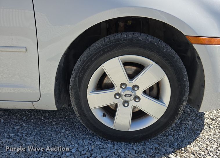 image for item DW3204 2008 Ford Fusion SE 