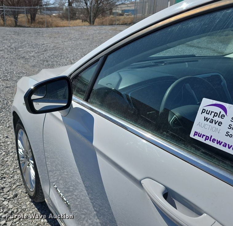 image for item DW3206 2013 Ford Fusion SE  