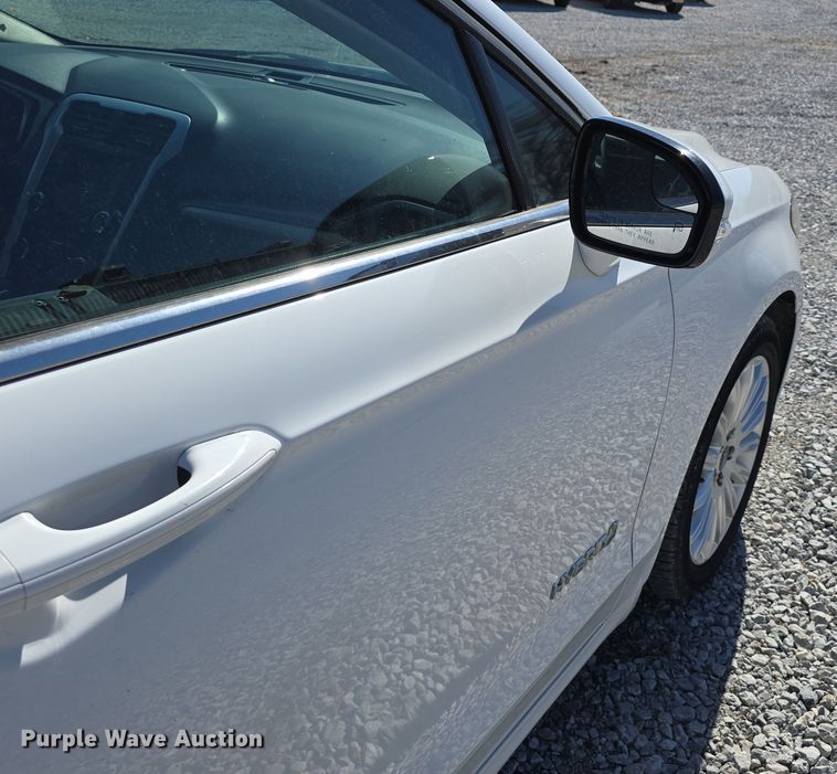 image for item DW3206 2013 Ford Fusion SE  