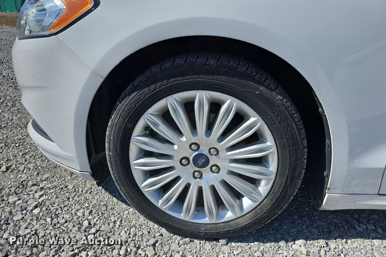 image for item DW3206 2013 Ford Fusion SE  