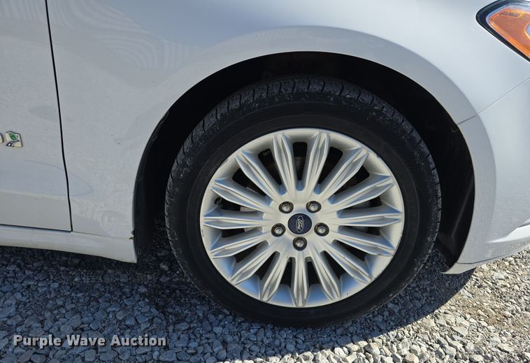 image for item DW3206 2013 Ford Fusion SE  