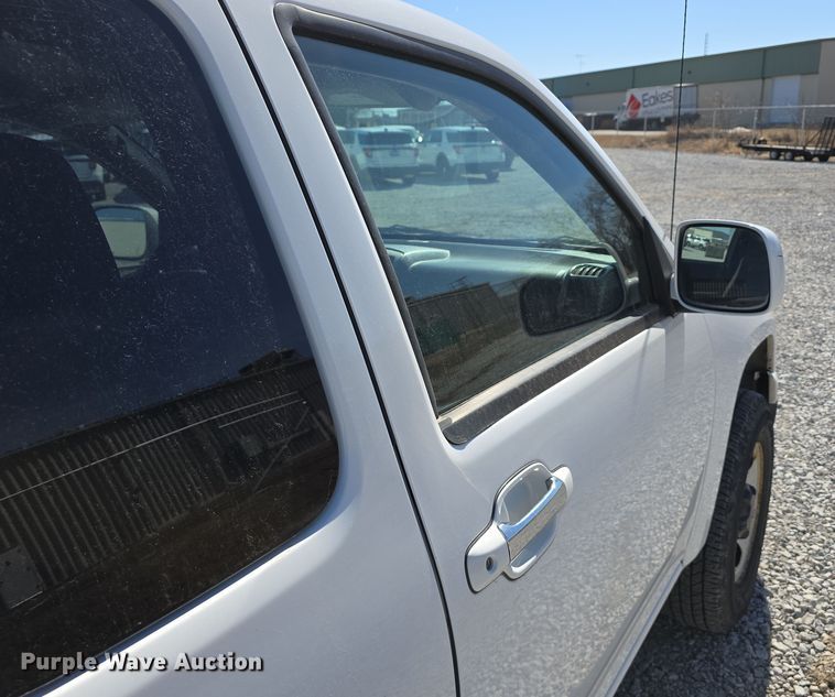 image for item DW3208 2012 Chevrolet Colorado Ext. Cab pickup truck
