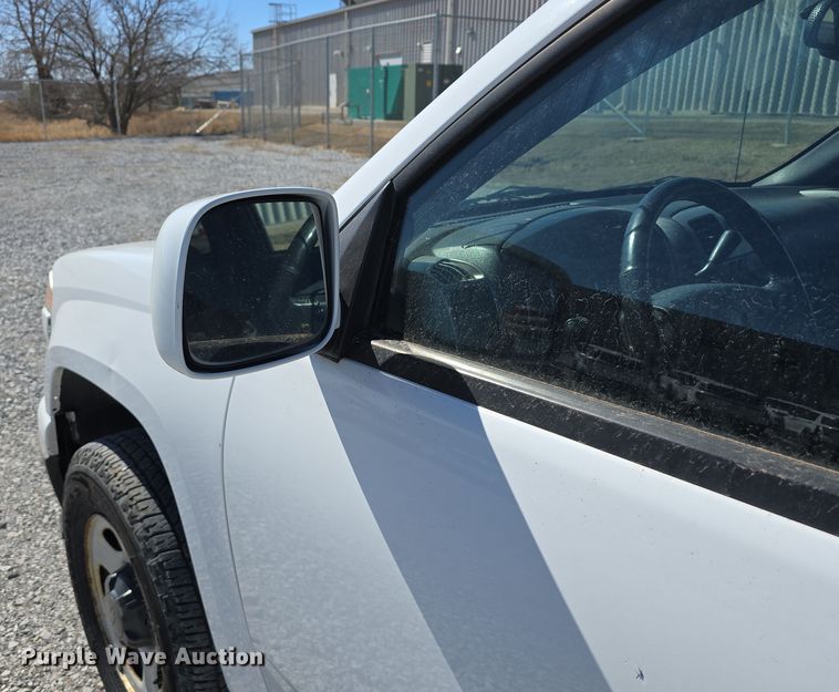image for item DW3208 2012 Chevrolet Colorado Ext. Cab pickup truck