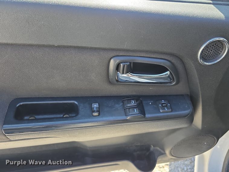 image for item DW3208 2012 Chevrolet Colorado Ext. Cab pickup truck