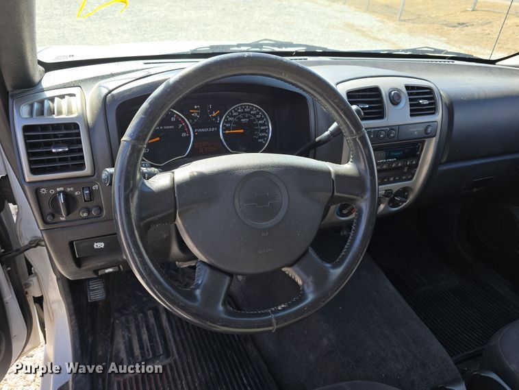 image for item DW3208 2012 Chevrolet Colorado Ext. Cab pickup truck