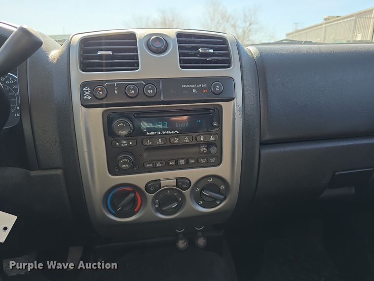image for item DW3208 2012 Chevrolet Colorado Ext. Cab pickup truck