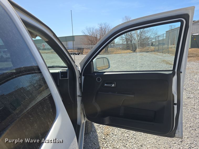 image for item DW3208 2012 Chevrolet Colorado Ext. Cab pickup truck