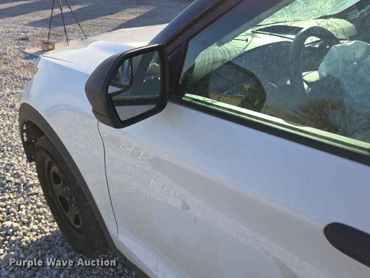 image for item DW3209 2020 Ford Explorer Police Interceptor SUV