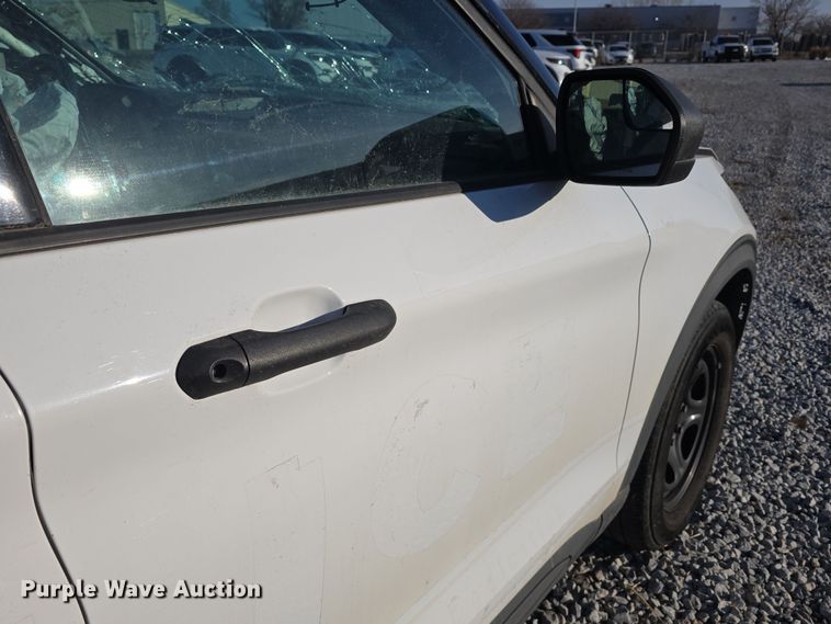 image for item DW3209 2020 Ford Explorer Police Interceptor SUV