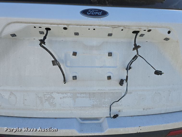 image for item DW3209 2020 Ford Explorer Police Interceptor SUV