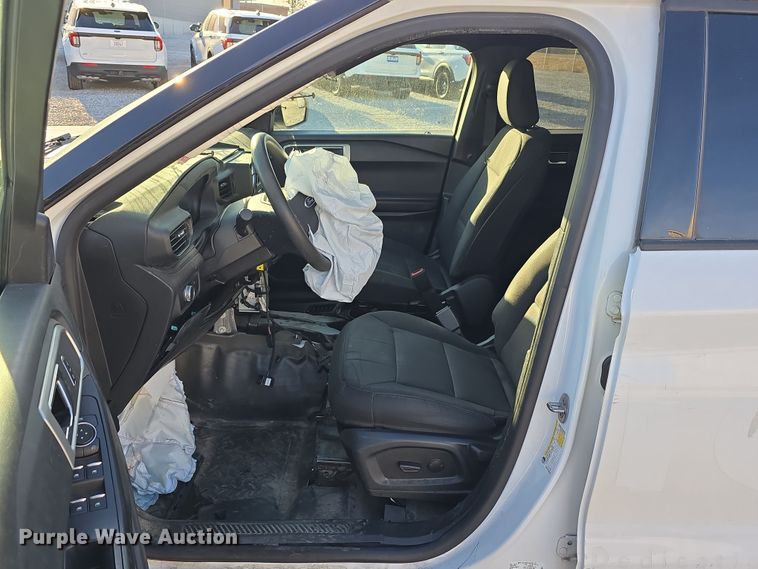 image for item DW3209 2020 Ford Explorer Police Interceptor SUV