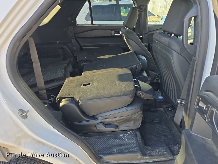 image for item DW3209 2020 Ford Explorer Police Interceptor SUV