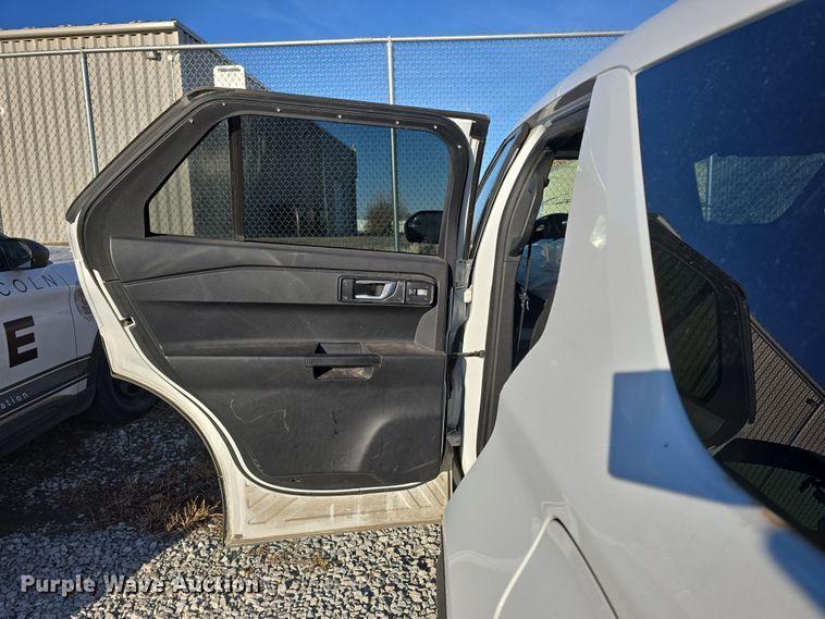 image for item DW3209 2020 Ford Explorer Police Interceptor SUV