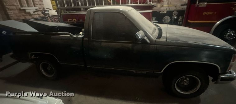 image for item DW5101 1990 Chevrolet C1500 pickup truck