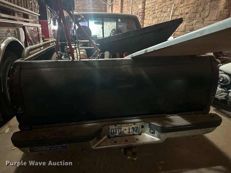 image for item DW5101 1990 Chevrolet C1500 pickup truck