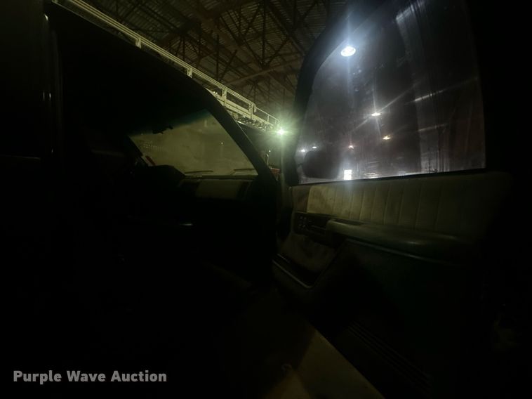 image for item DW5101 1990 Chevrolet C1500 pickup truck