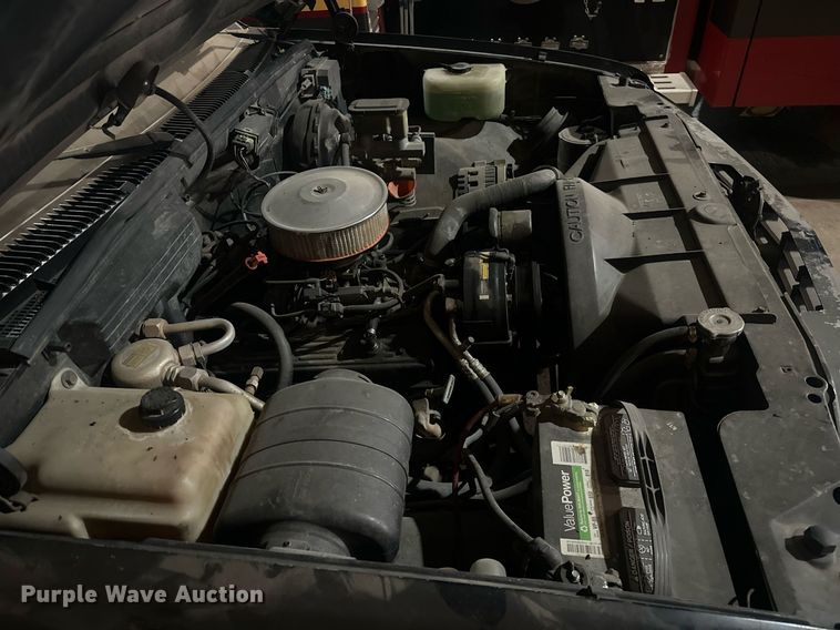 image for item DW5101 1990 Chevrolet C1500 pickup truck