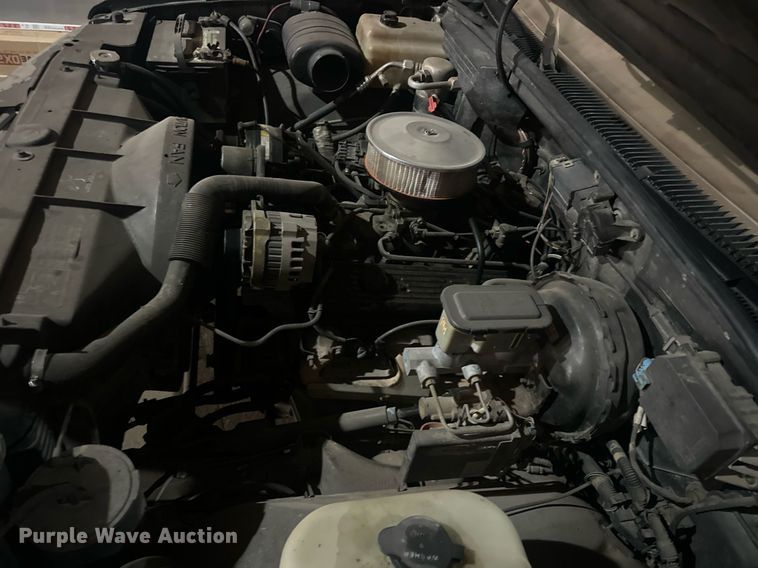 image for item DW5101 1990 Chevrolet C1500 pickup truck