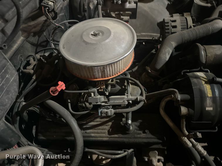 image for item DW5101 1990 Chevrolet C1500 pickup truck