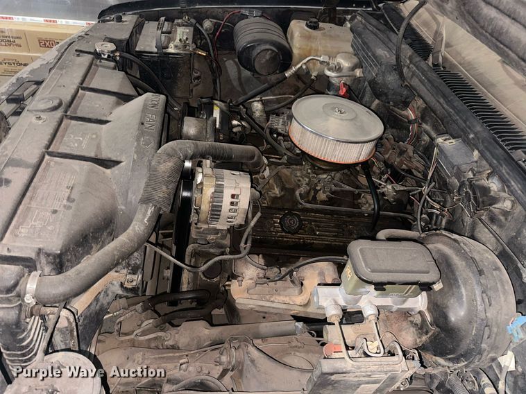 image for item DW5101 1990 Chevrolet C1500 pickup truck