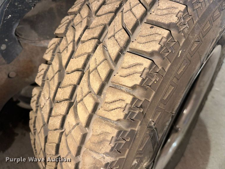 image for item DW5101 1990 Chevrolet C1500 pickup truck