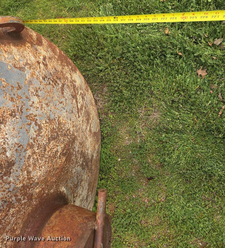 image for item DW8607 Oil tank