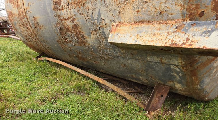 image for item DW8607 Oil tank