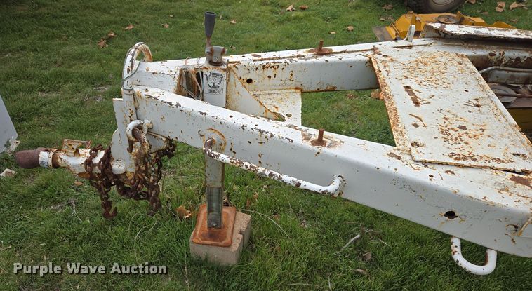 image for item DW8609 Fruehauf XM-107E2 water tank trailer