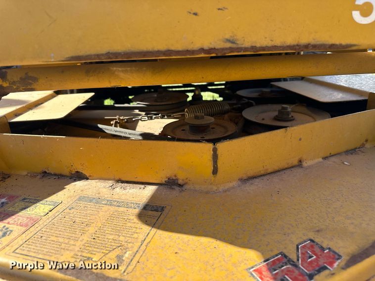 image for item DW8613 2009 Hustler Z ZTR lawn mower