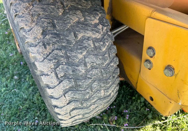 image for item DW8613 2009 Hustler Z ZTR lawn mower