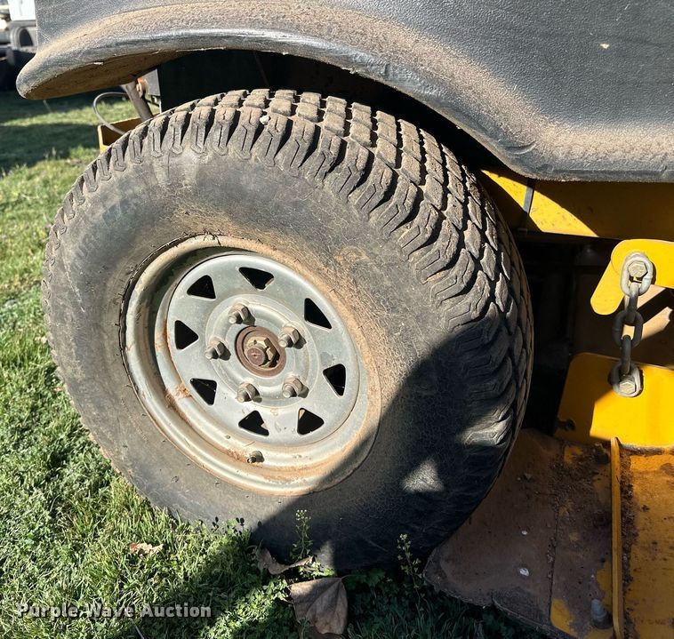 image for item DW8613 2009 Hustler Z ZTR lawn mower