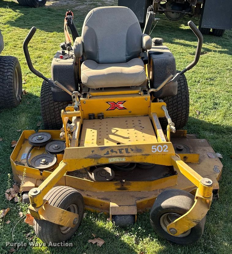 image for item DW8614 2014 Hustler 932772 ZTR lawn mower