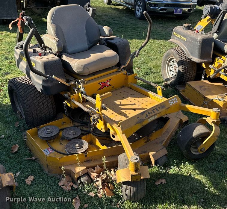 image for item DW8614 2014 Hustler 932772 ZTR lawn mower
