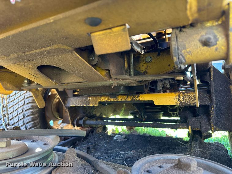 image for item DW8614 2014 Hustler 932772 ZTR lawn mower