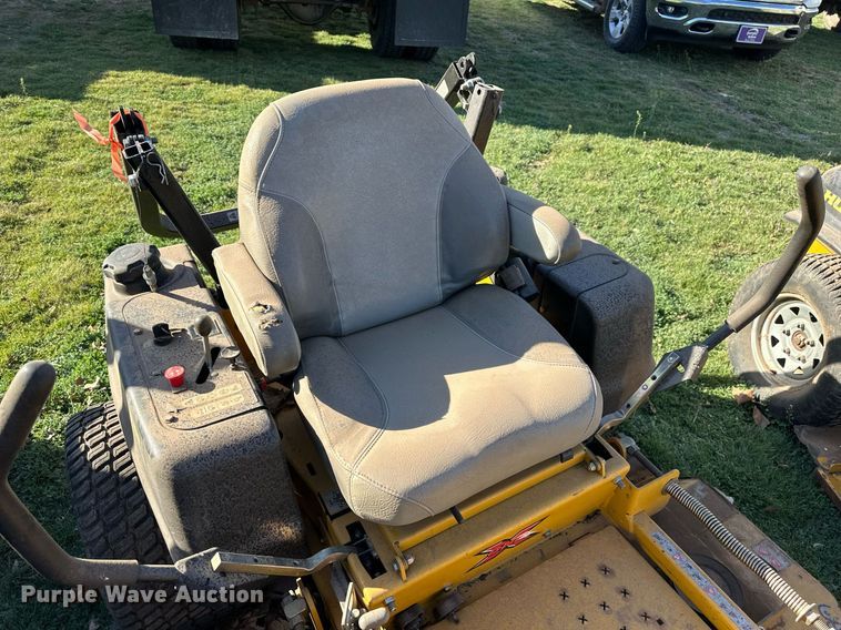 image for item DW8614 2014 Hustler 932772 ZTR lawn mower