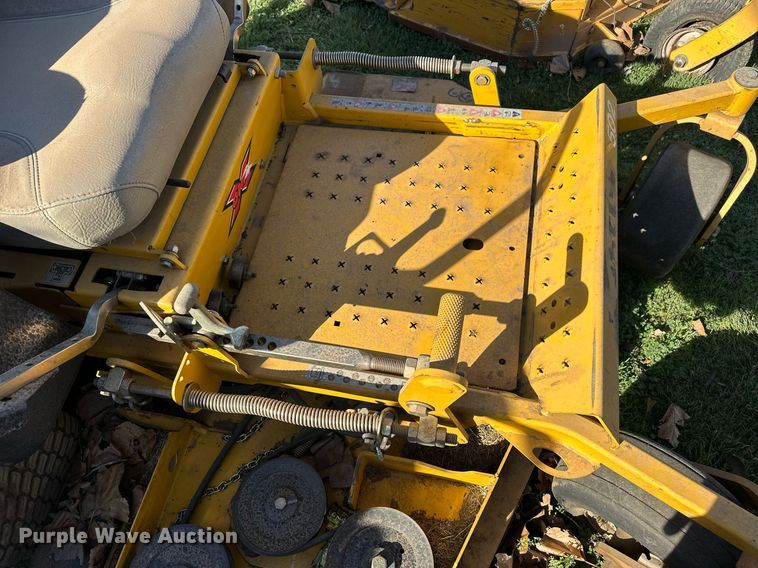 image for item DW8614 2014 Hustler 932772 ZTR lawn mower