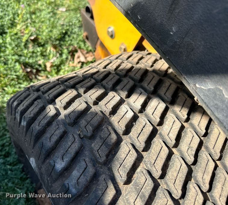 image for item DW8614 2014 Hustler 932772 ZTR lawn mower