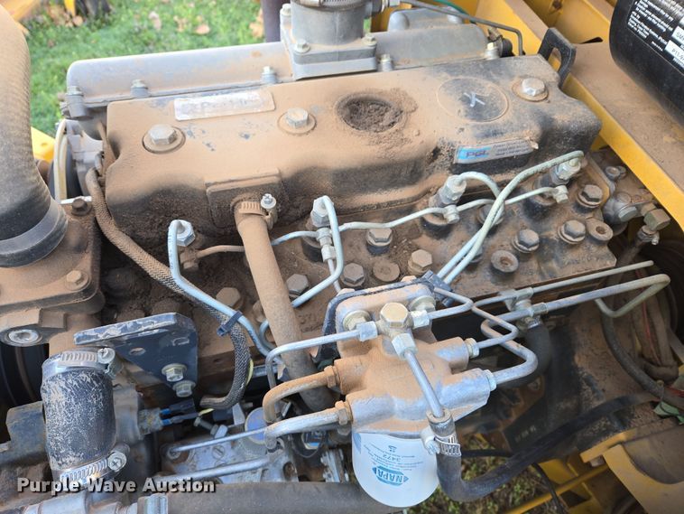 image for item DW8616 2000 Vermeer BC1250A wood chipper