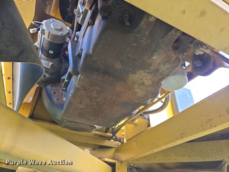 image for item DW8616 2000 Vermeer BC1250A wood chipper