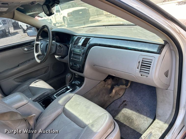 image for item EG0585 2009 Cadillac DTS 