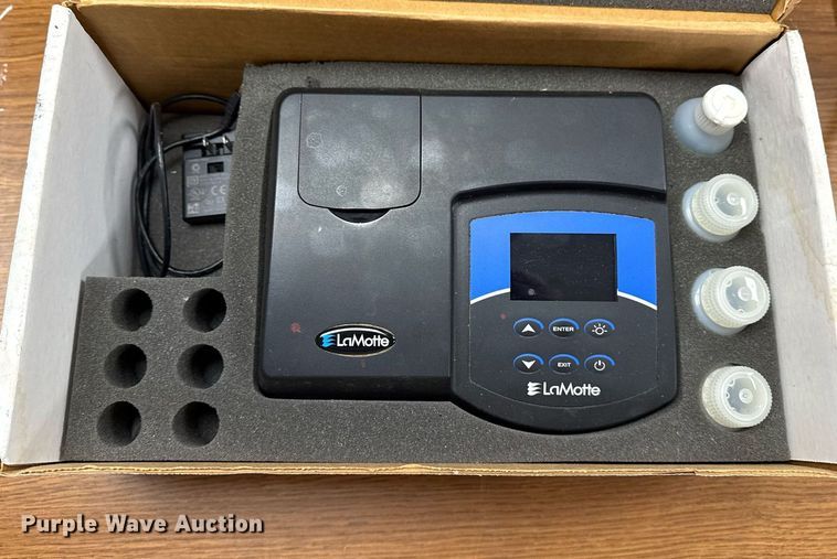image for item EG8034 LaMotte LTC-300 turbidity meter