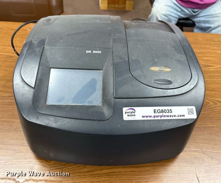 image for item EG8035 Hach DR5000 spectrophotometer