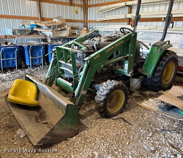 image for item EG8038 2001 John Deere 4300 tractor