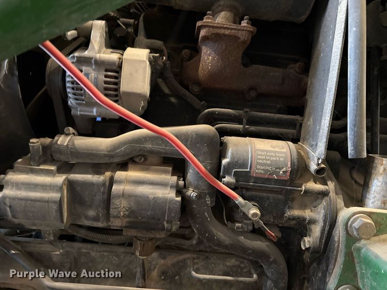 image for item EG8038 2001 John Deere 4300 tractor