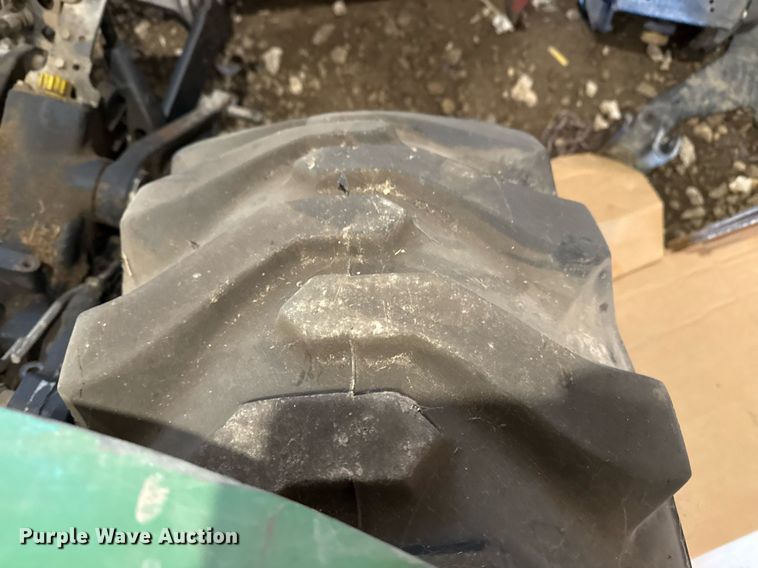 image for item EG8038 2001 John Deere 4300 tractor