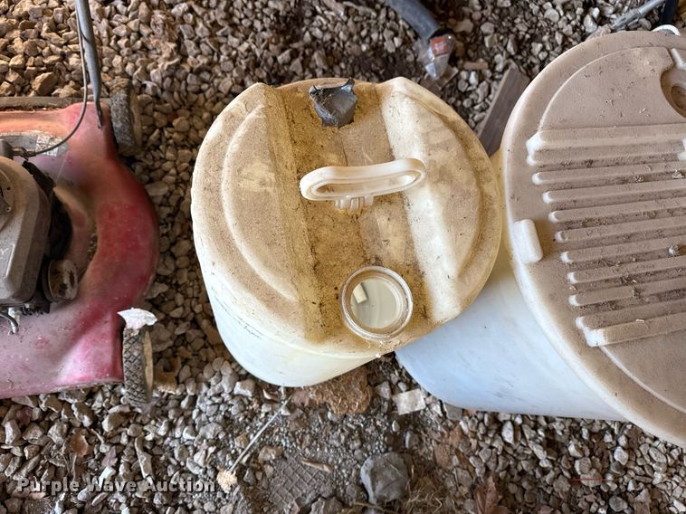 image for item EG8044 (6) tanks