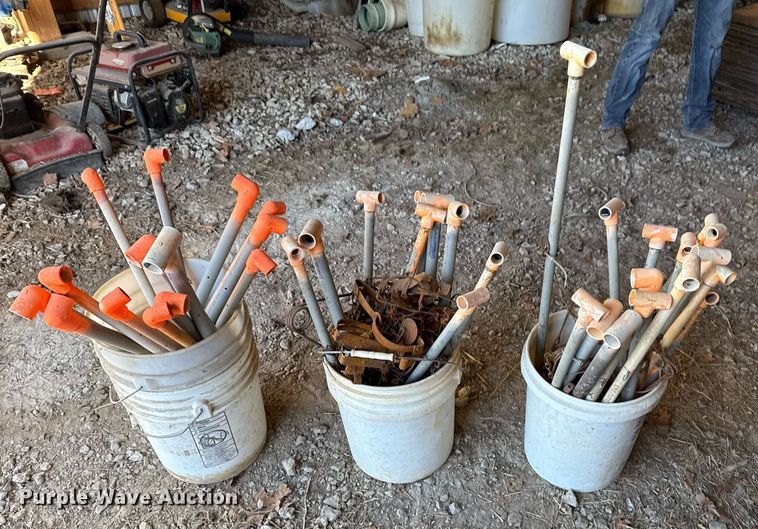 image for item EG8045 Approximately 15 steel traps