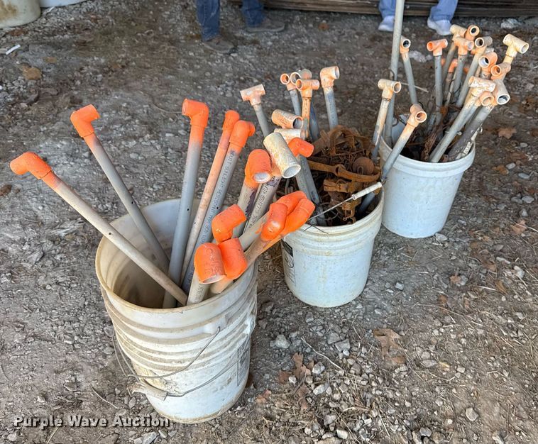 image for item EG8045 Approximately 15 steel traps